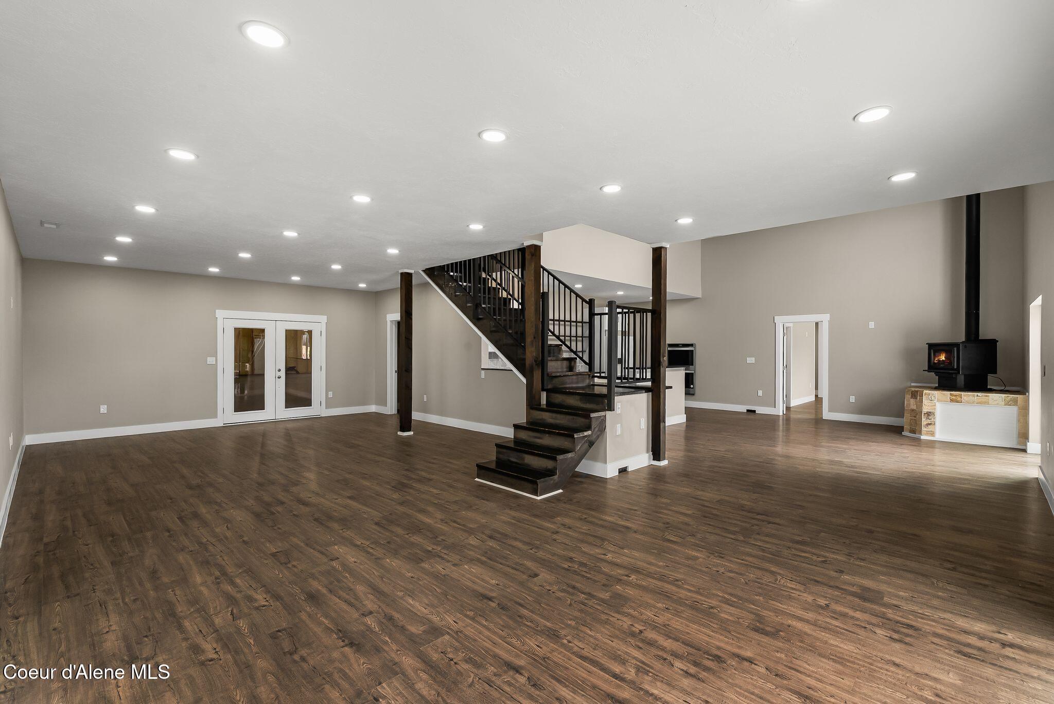 352 Fawn LN