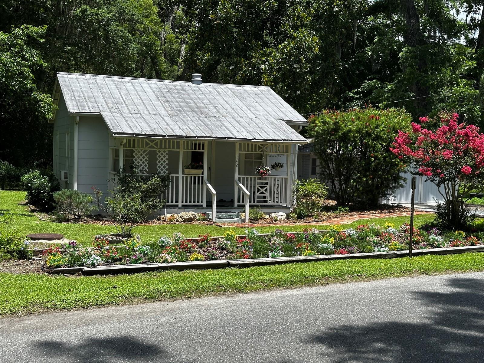 142 NW 2ND AVE