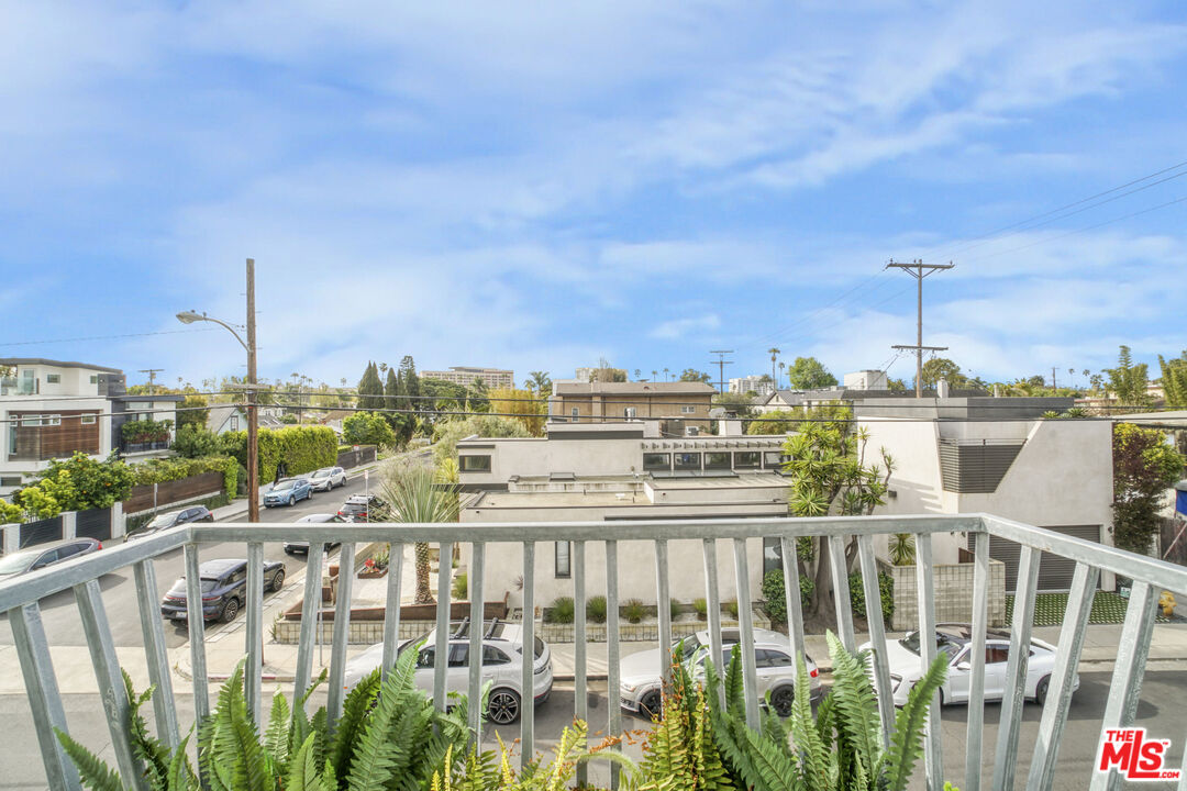 657 Mildred Ave