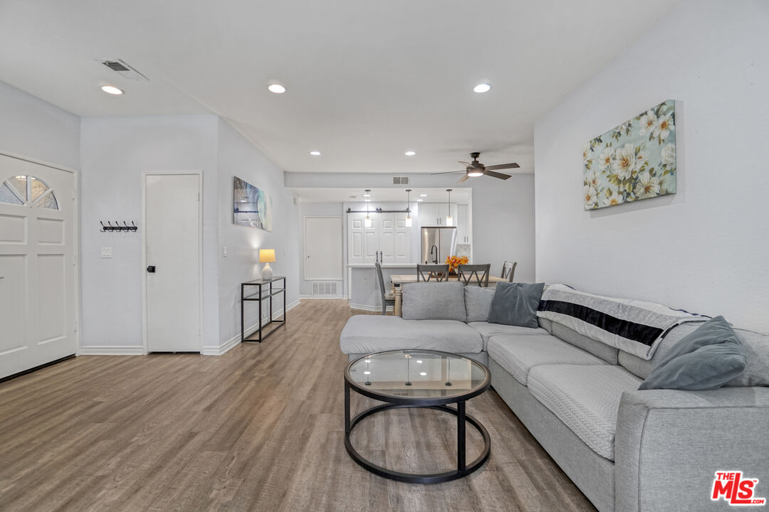 10401 Garden Grove Blvd Unit: 44