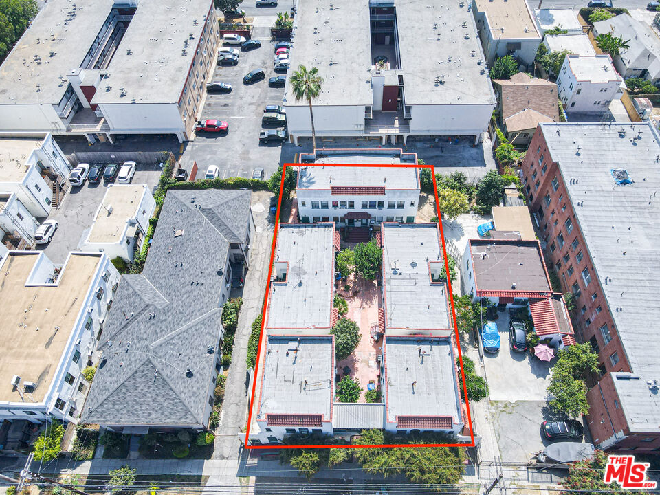 4520 Willow Brook Ave