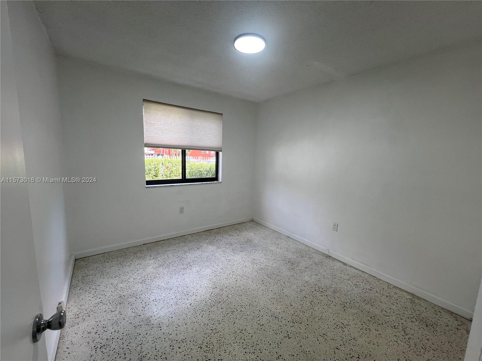 1530 SW 2nd St # 107