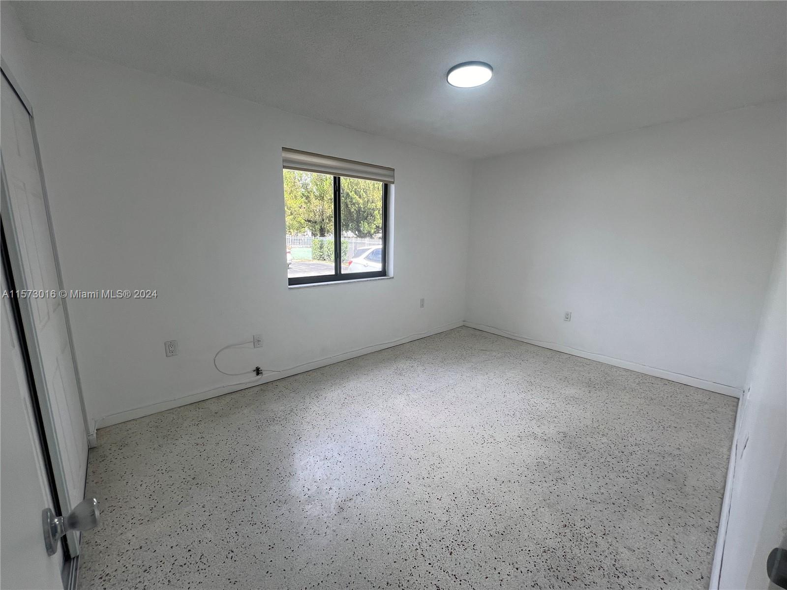 1530 SW 2nd St # 107
