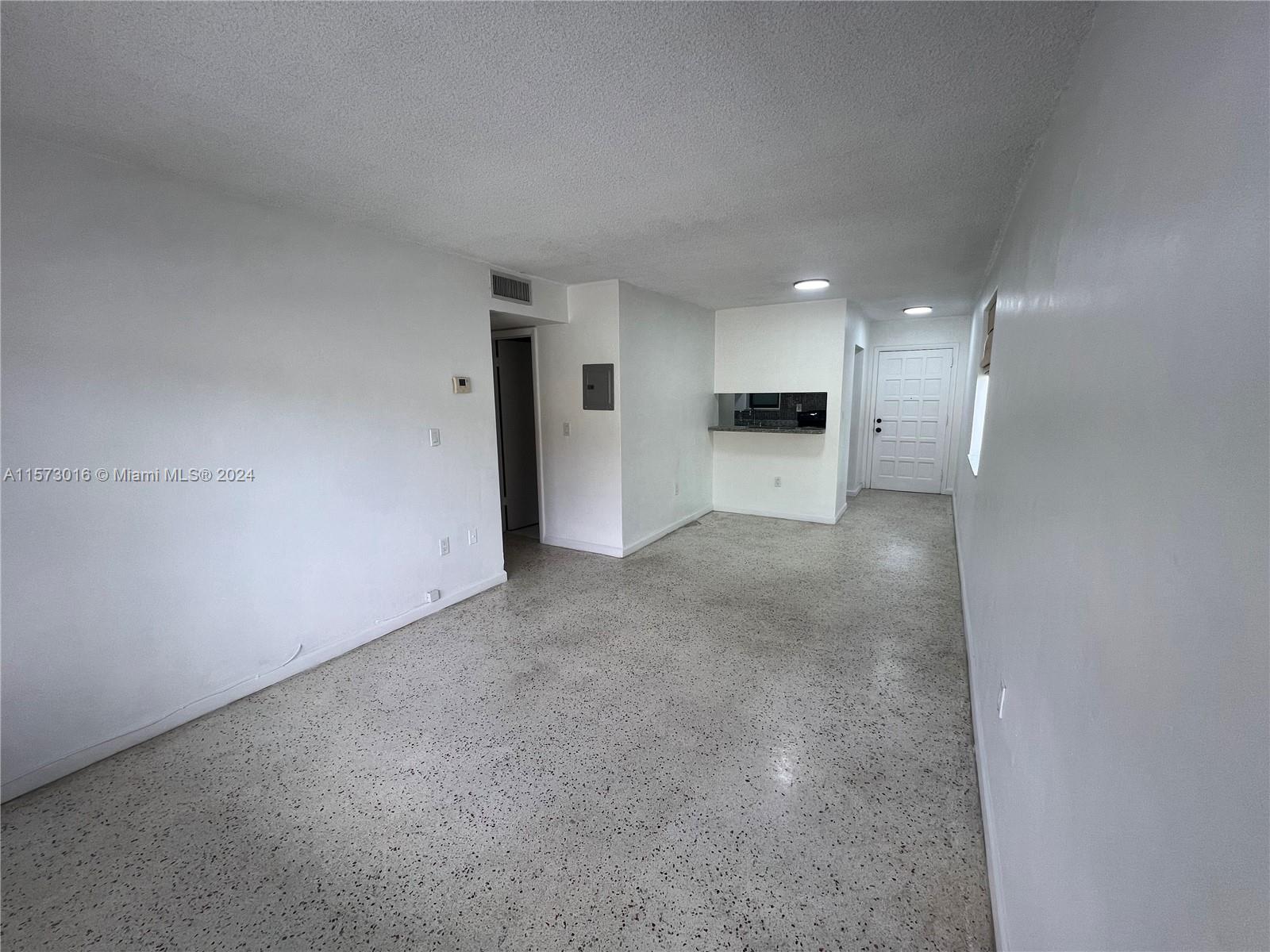 1530 SW 2nd St # 107