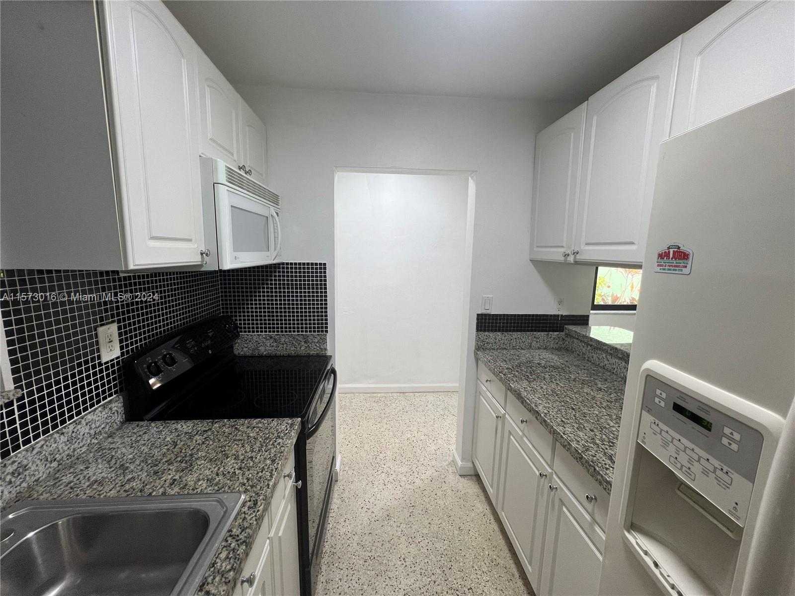 1530 SW 2nd St # 107