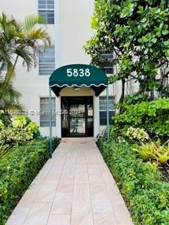 5838 SW 74th Ter # 111