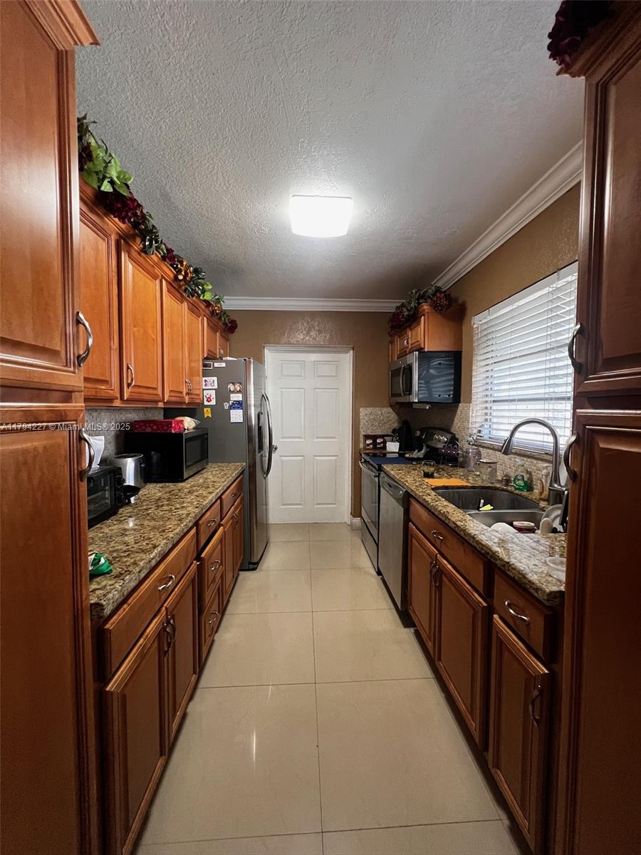 1000 SW 59th Ave
