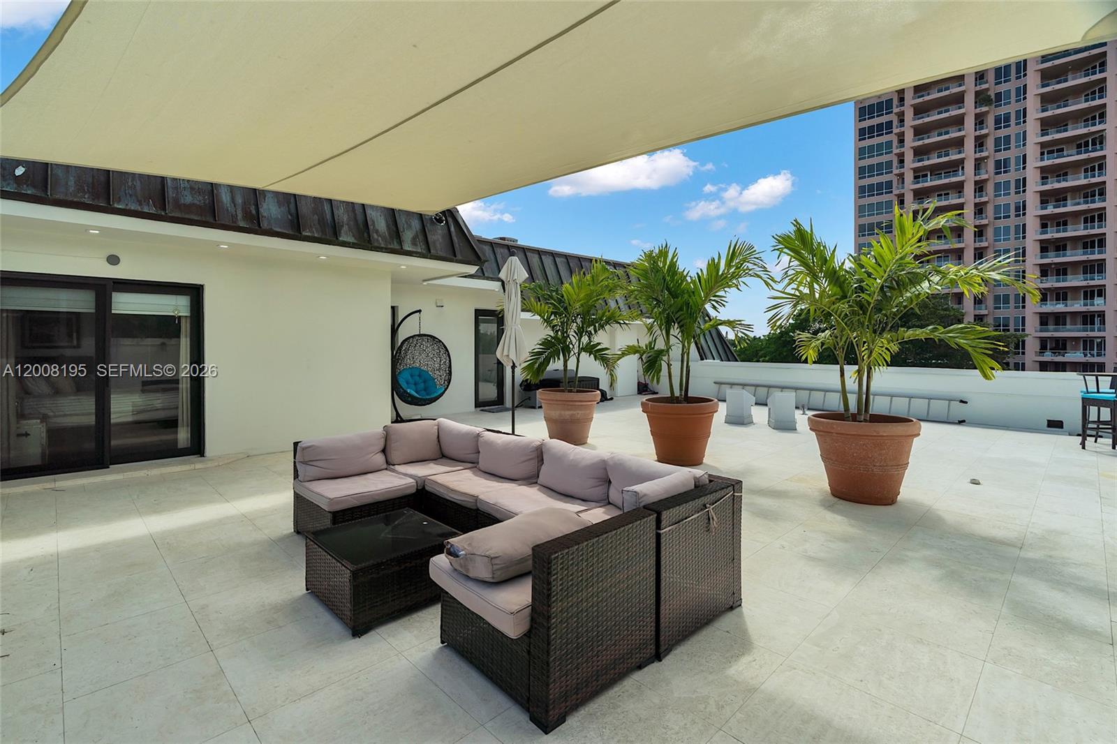 6901 Edgewater Dr # 318