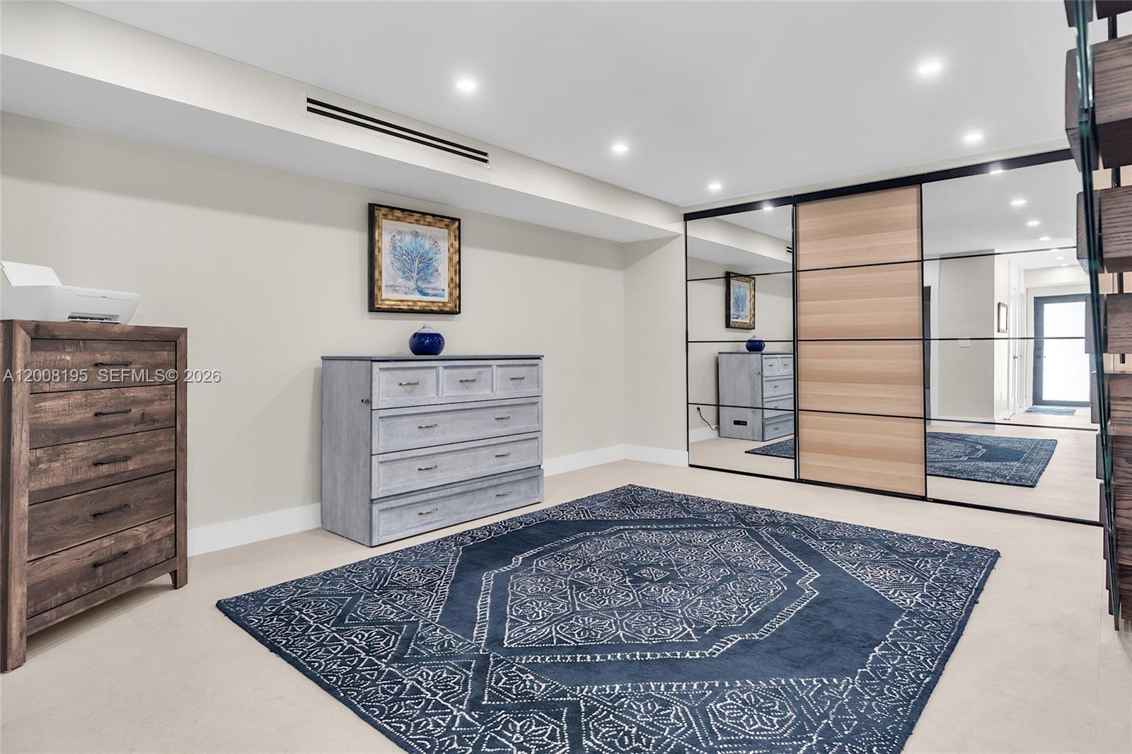 6901 Edgewater Dr # 318