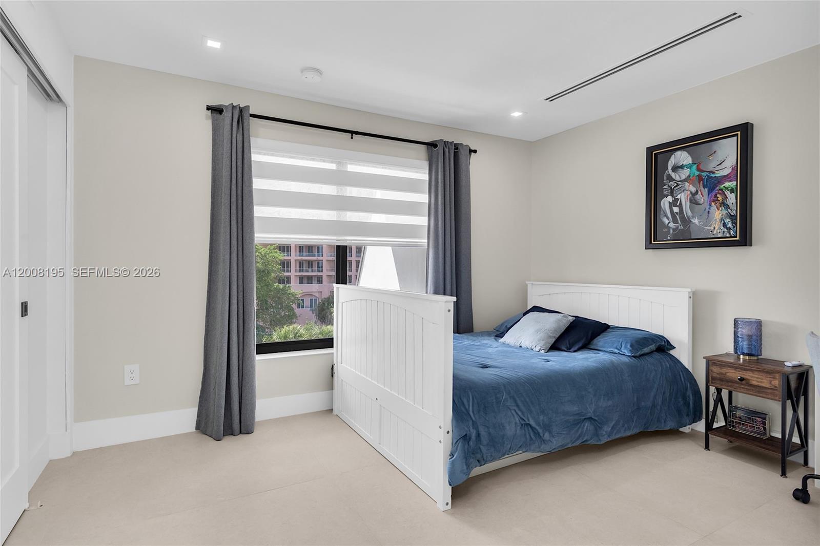 6901 Edgewater Dr # 318