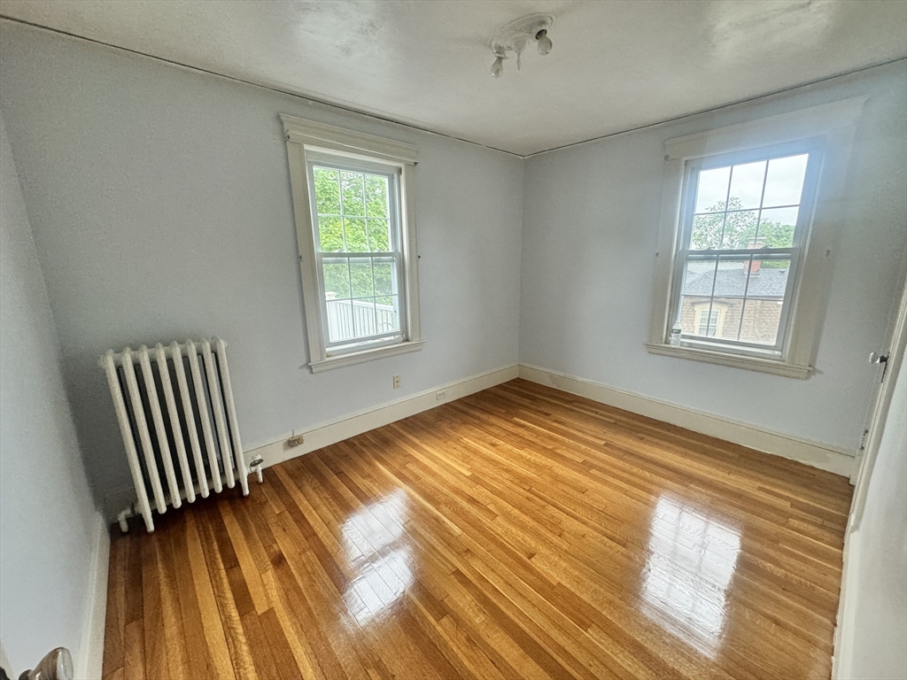 51 Hillside Ave