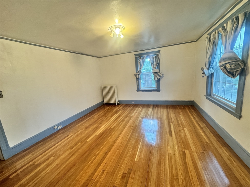 51 Hillside Ave