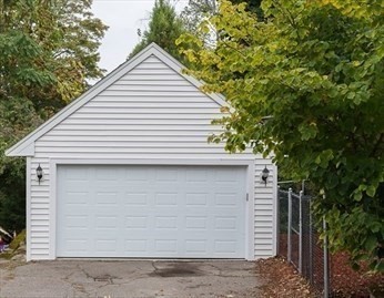 51 Hillside Ave