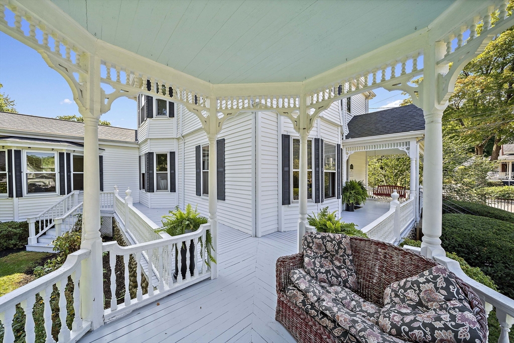 72 Mount Vernon Avenue