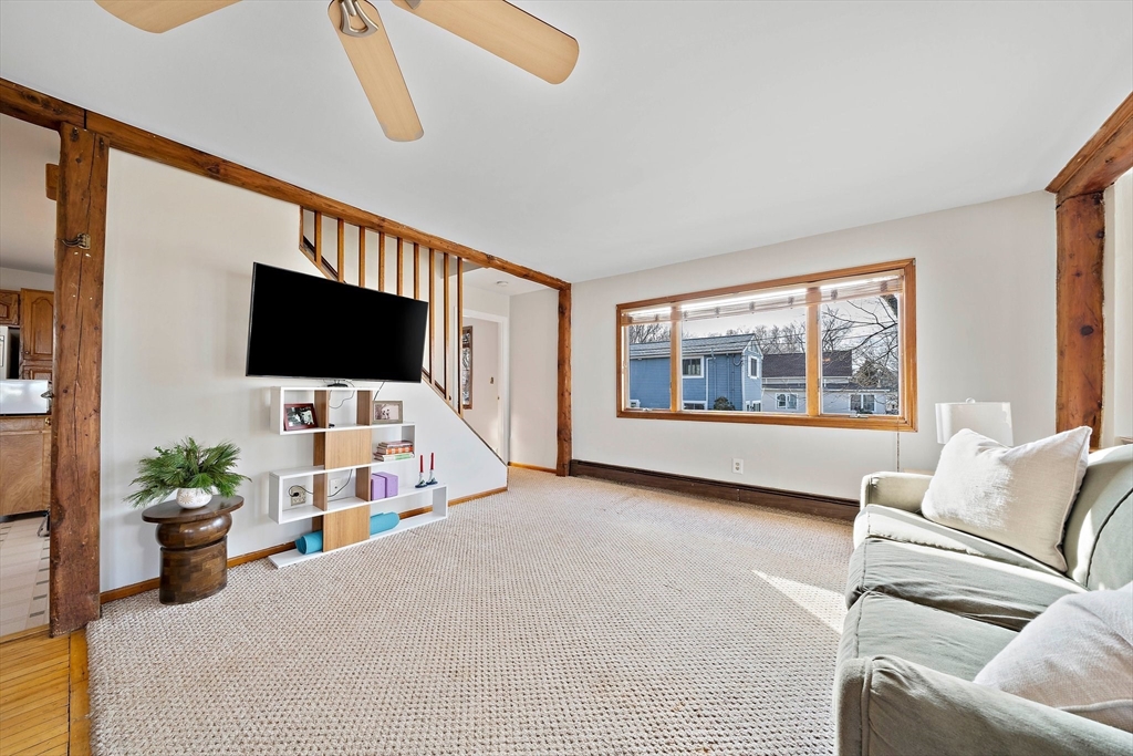122 Babcock Ave