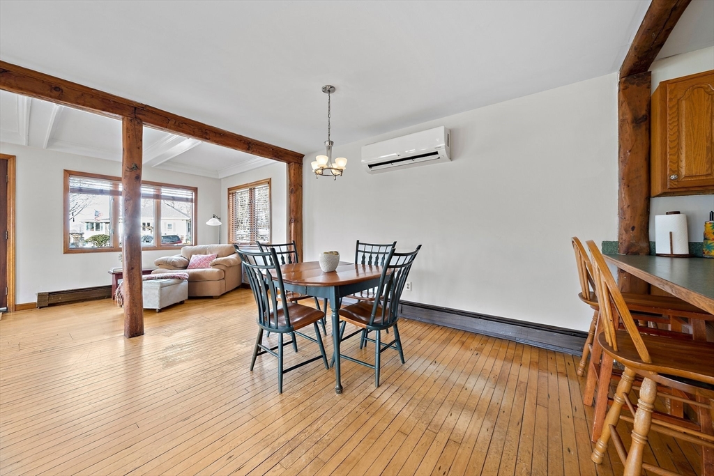 122 Babcock Ave