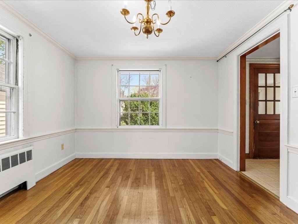 162 Milton St