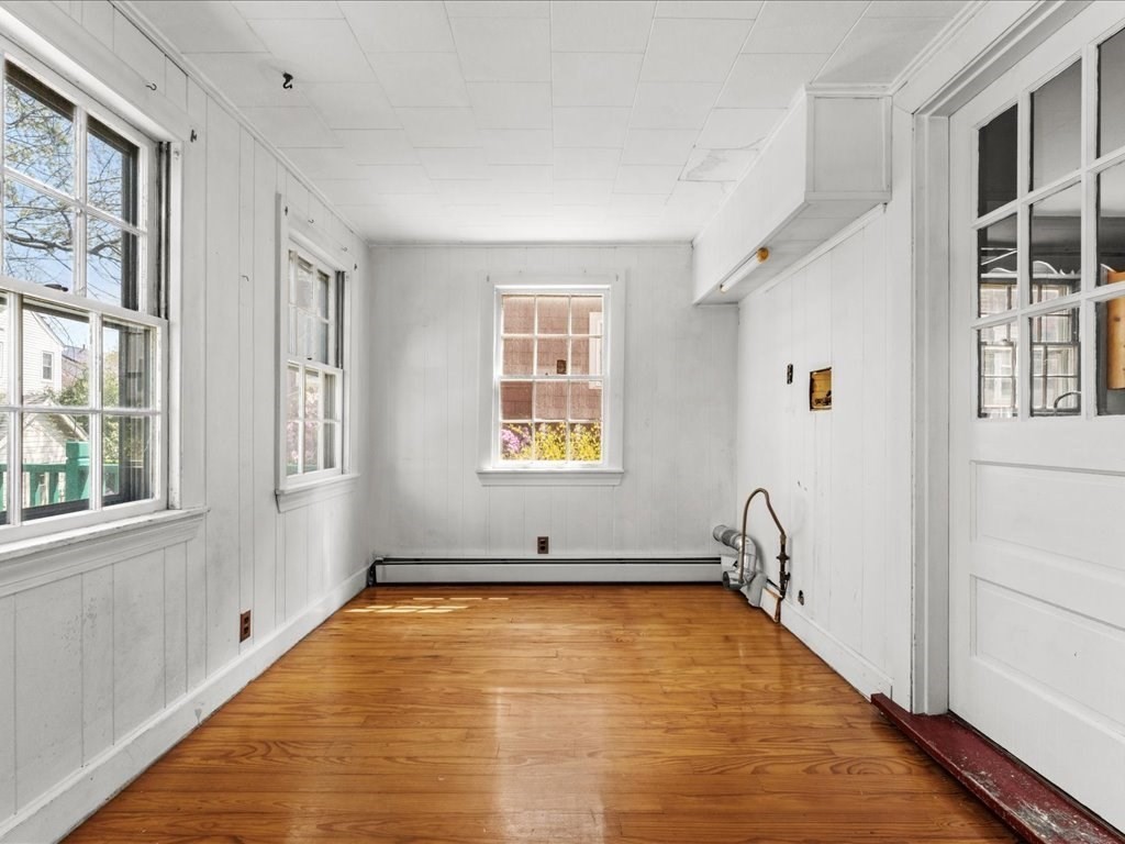 162 Milton St