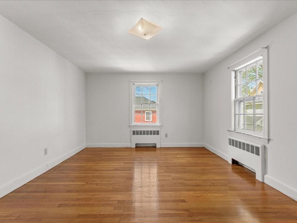 162 Milton St