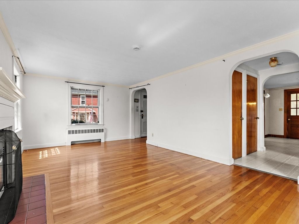 162 Milton St