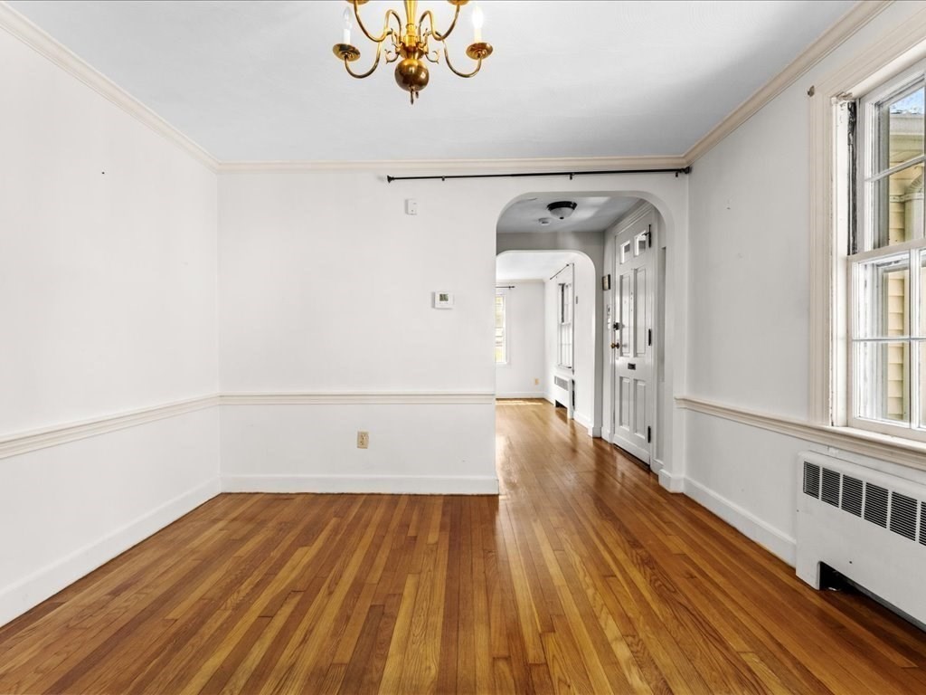 162 Milton St