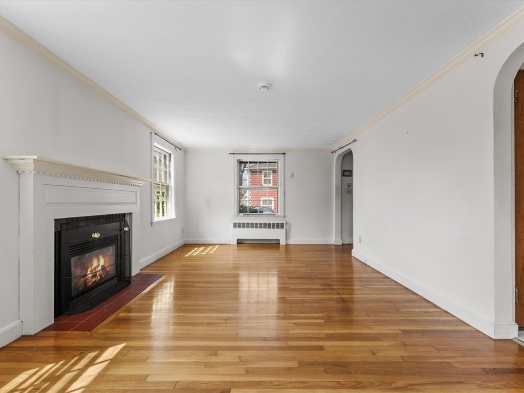 162 Milton St