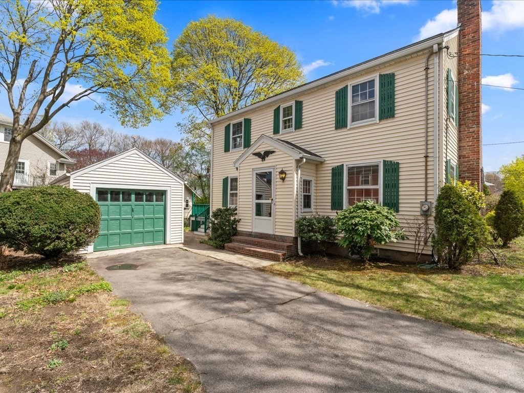 162 Milton St