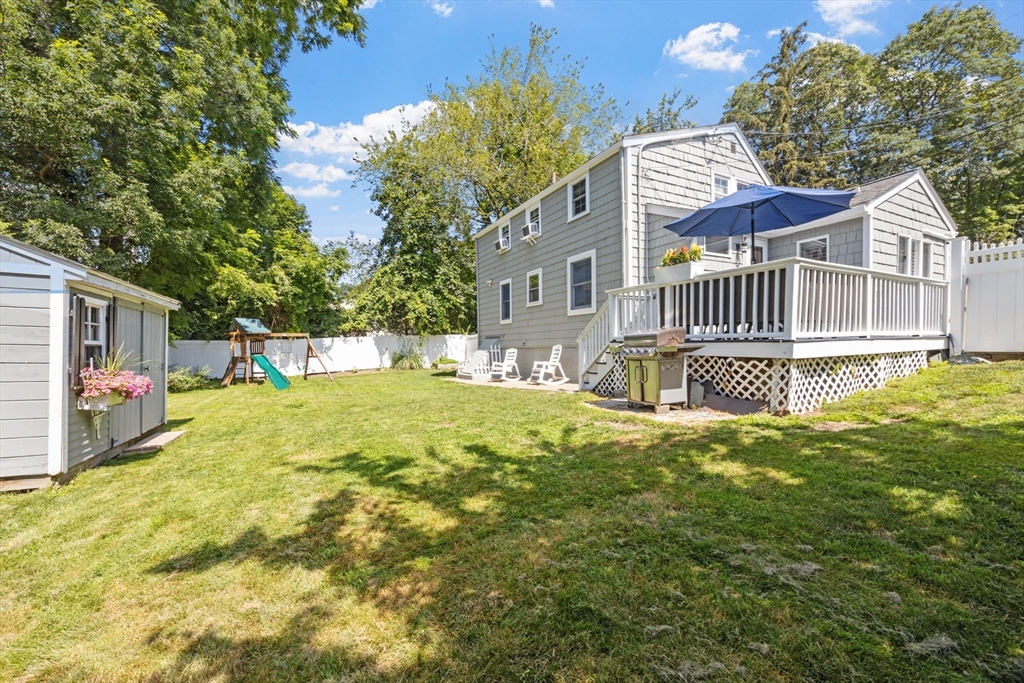 189 East St