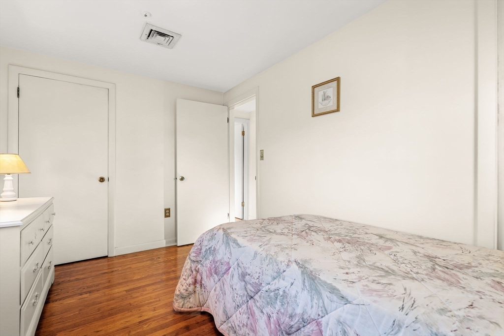 79 Bicknell Street