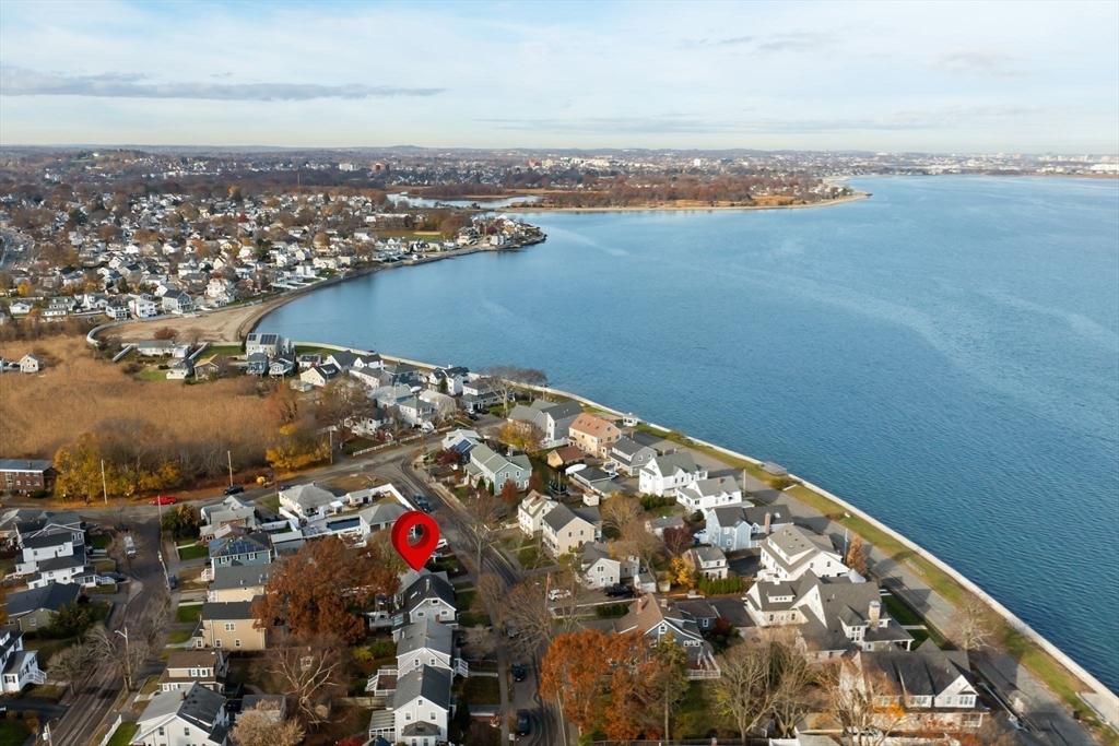 73 Albatross Rd