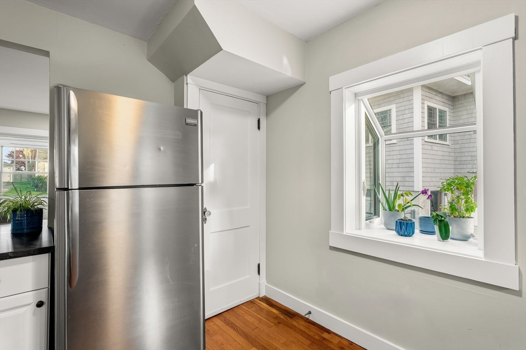 73 Albatross Rd