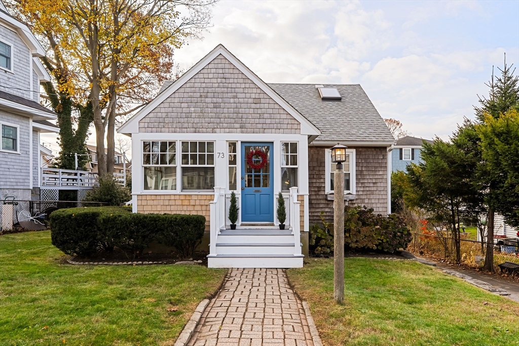 73 Albatross Rd