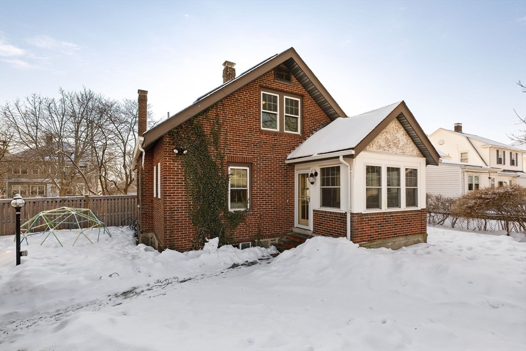 25 Moffat Road