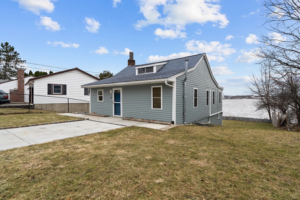 12 Circle Drive