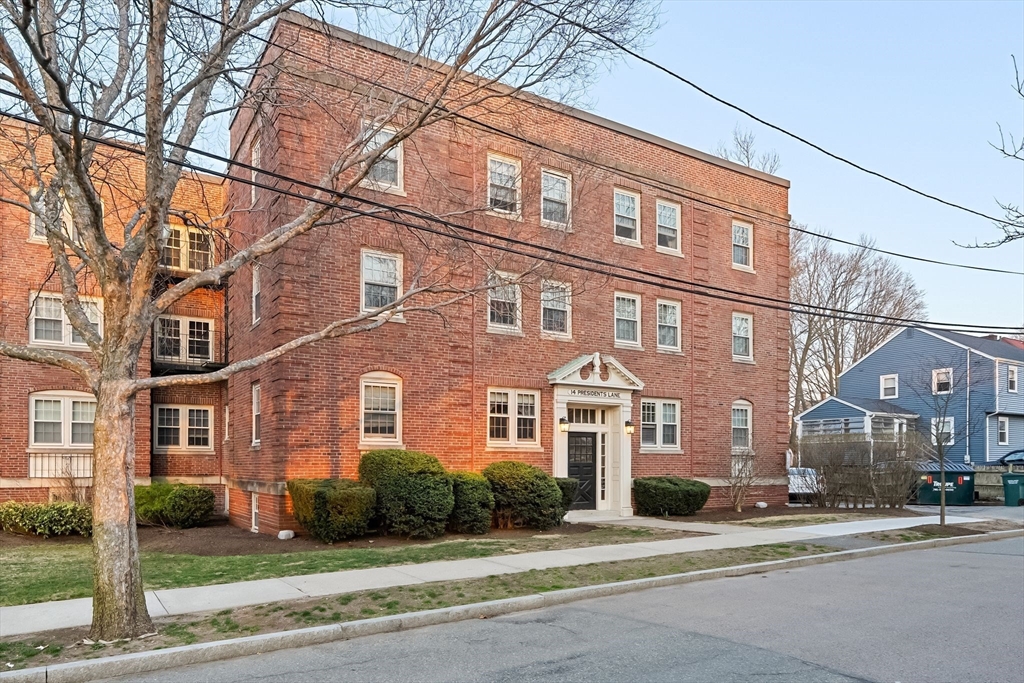 14 Presidents Lane # 10