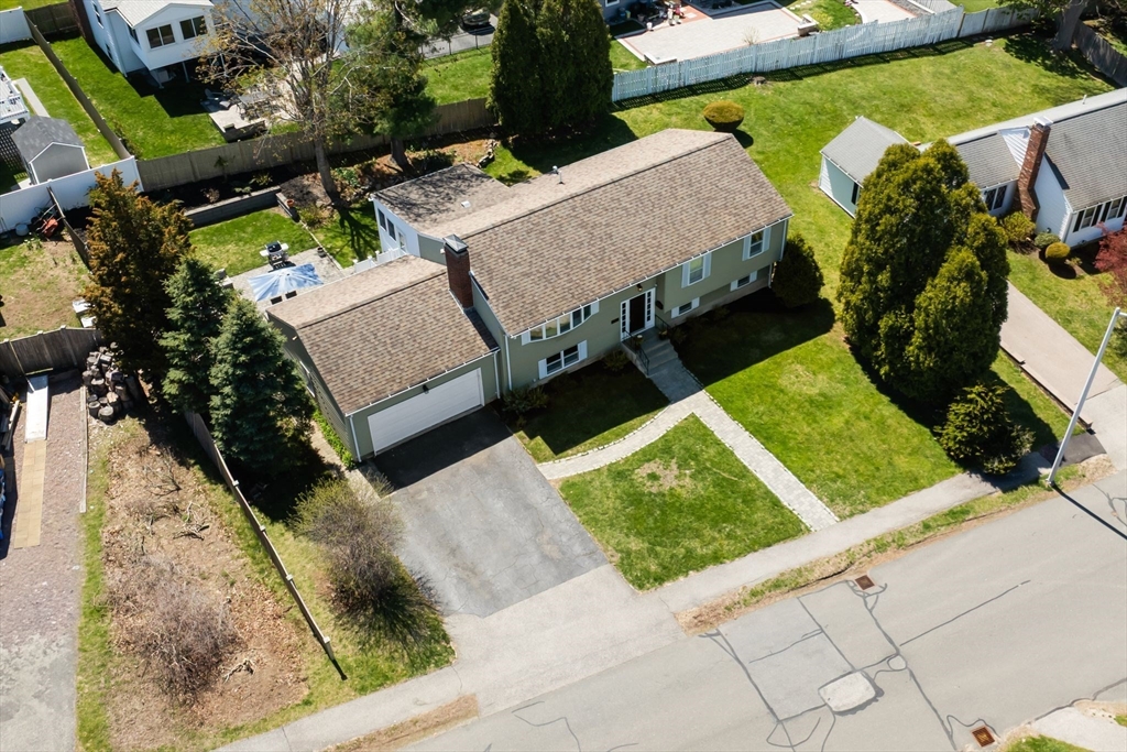 45 Colonial Drive