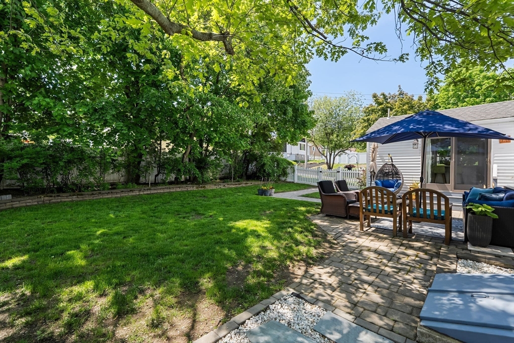 29 Willow Ave