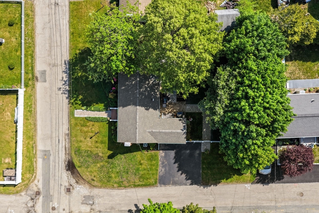 29 Willow Ave