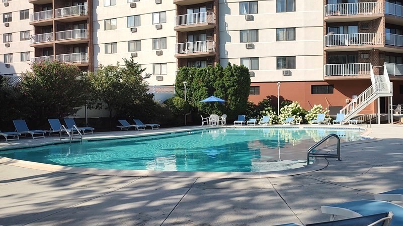 131 Coolidge Ave # 728
