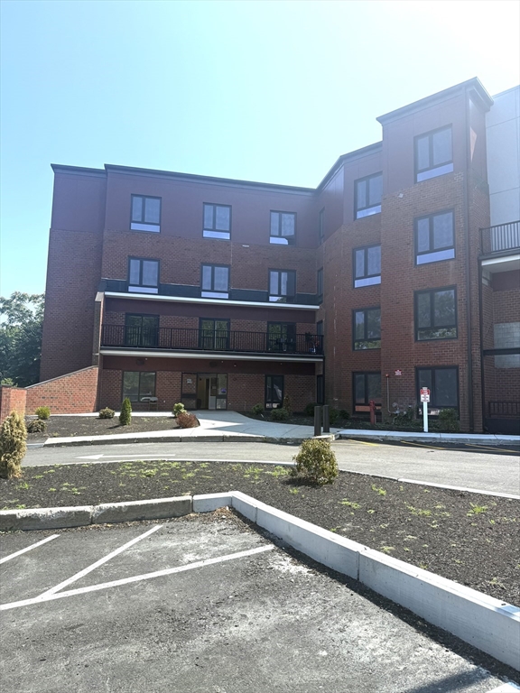 133 Salem St # 314