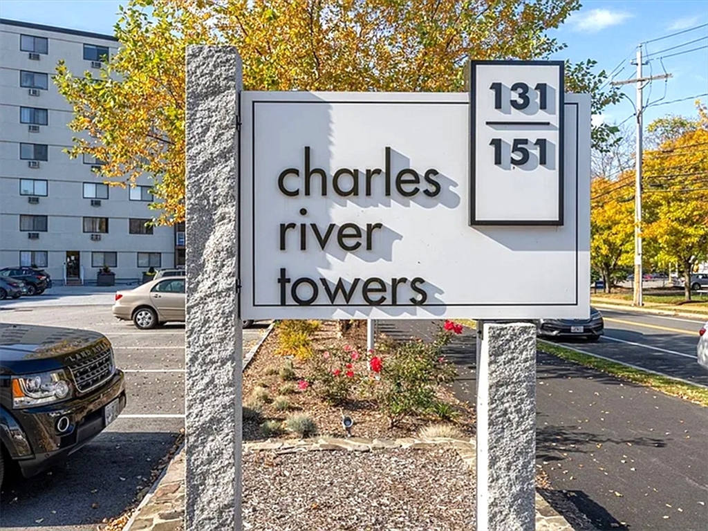 151 Coolidge Ave # 704