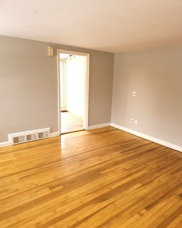 5-7 Oran Rd # 7