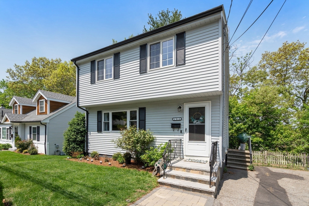 195 College Farm Rd