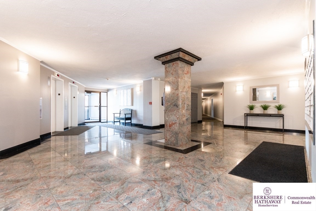 151 Coolidge Ave # 303