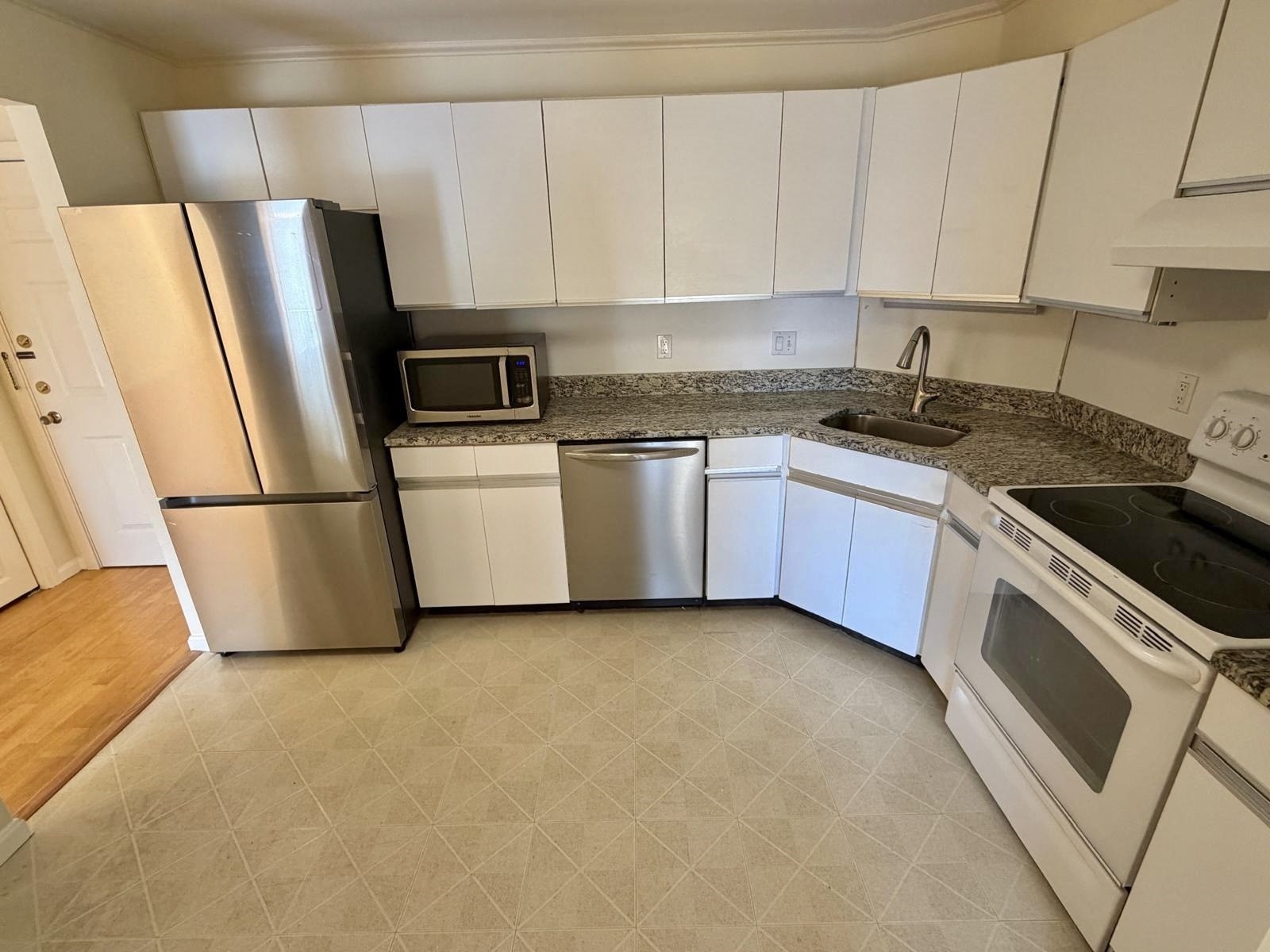 151 Coolidge Ave # 303