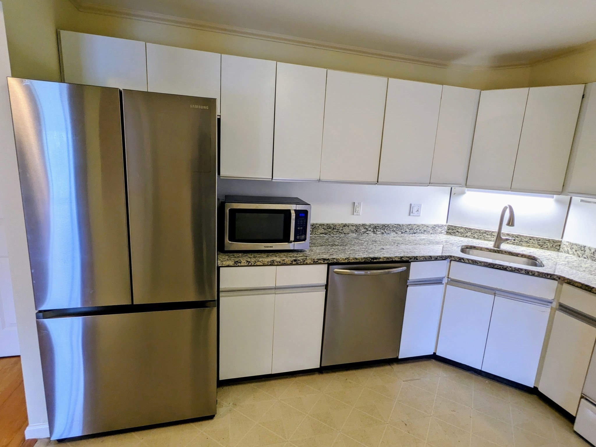 151 Coolidge Ave # 303