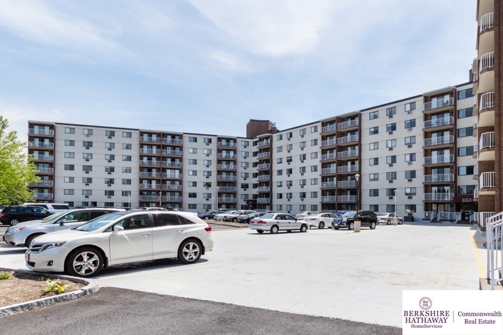 151 Coolidge Ave # 303