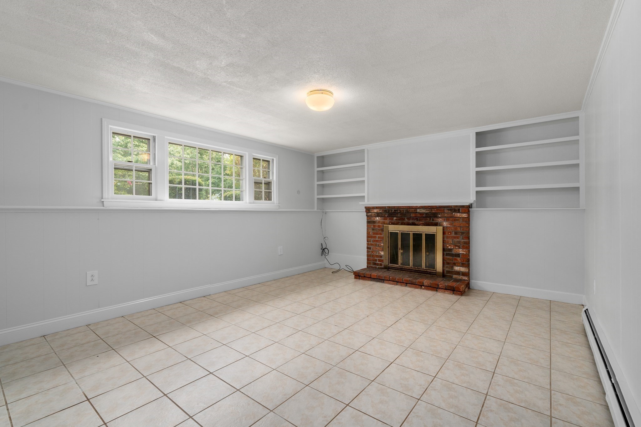 108 Greenwood Rd