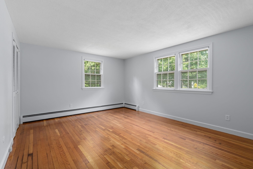 108 Greenwood Rd