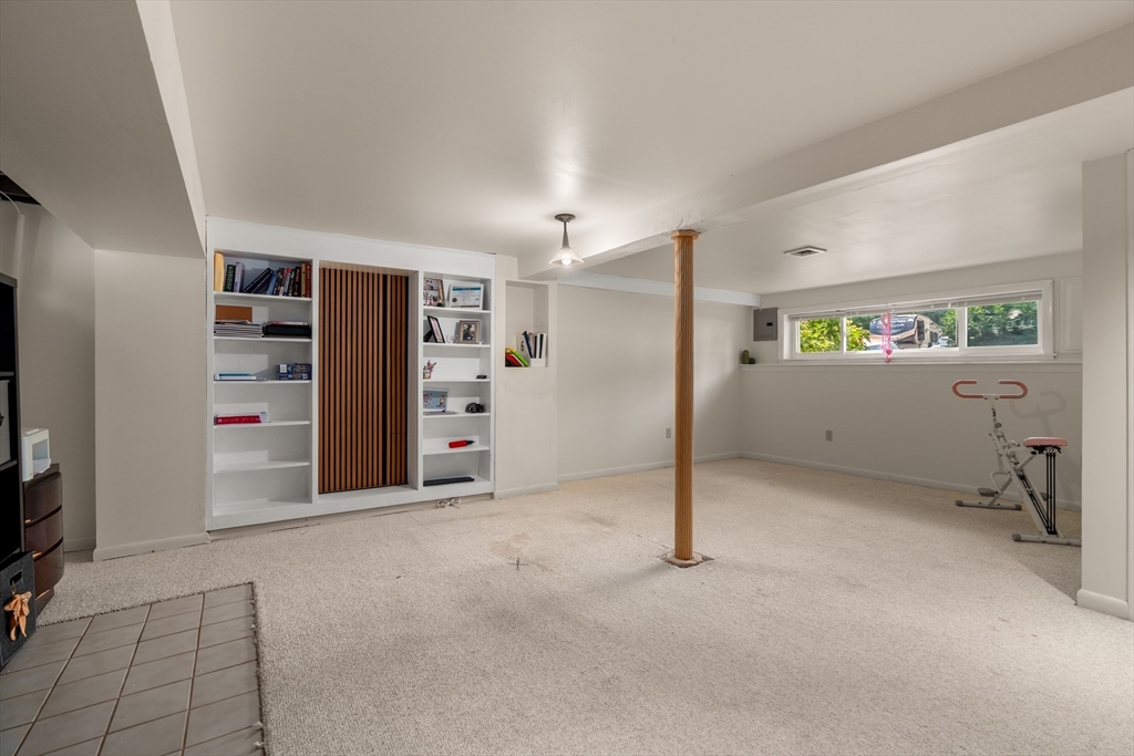 14 Richard Rd
